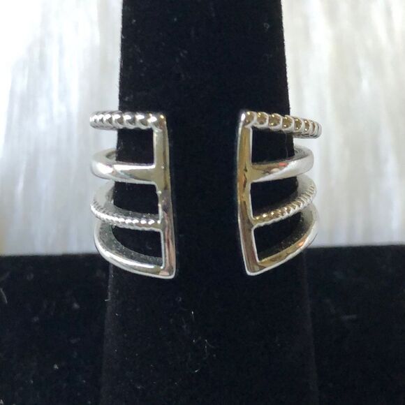 🔮 5/$25 Charming Charlie‎ Faux Stackable Rings - Picture 4 of 5